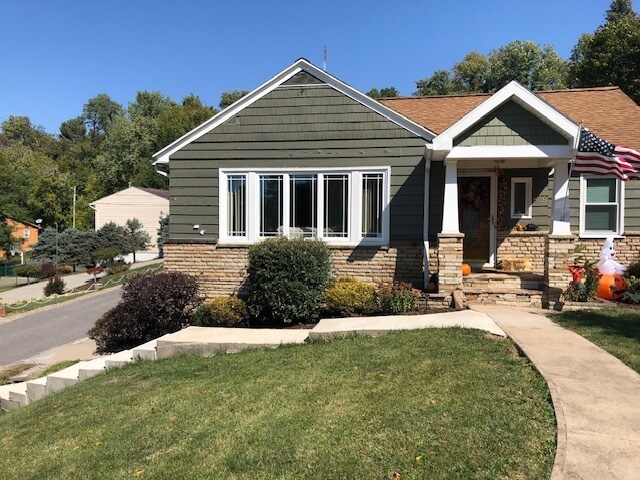 Foto principal - 829 Snider St