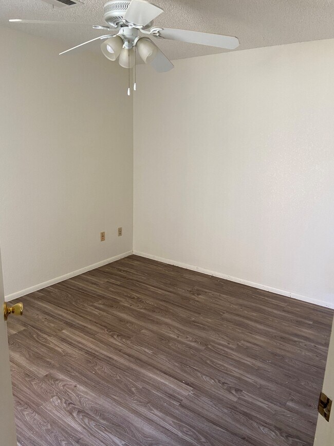 Foto del edificio - 3083 Shoshone Pl