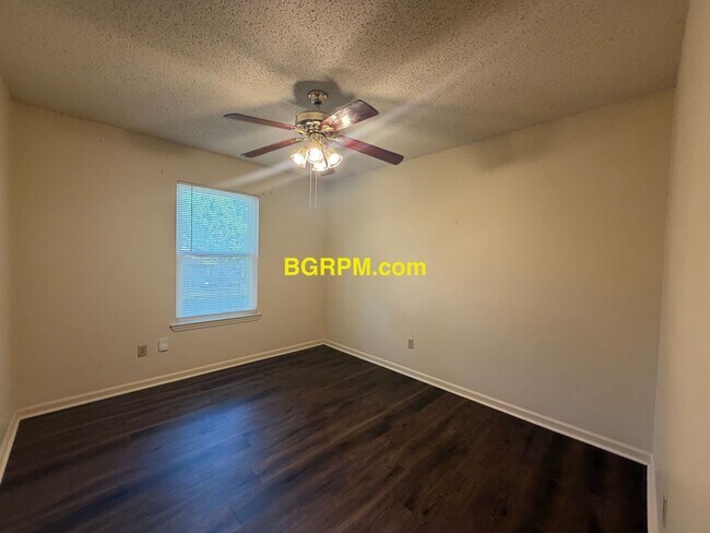 Foto del edificio - Remodeled 3 Bedroom Home