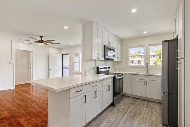 Foto del edificio - Newly Renovated 3 Bedroom Kailua Home!