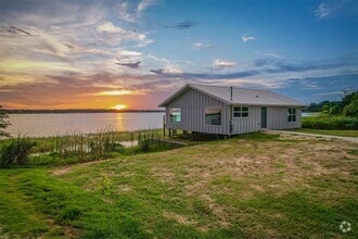 Building Photo - 583 FL-559