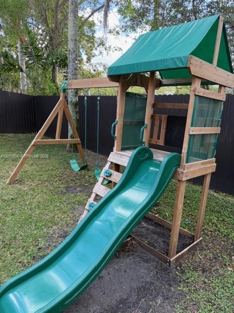 Foto del edificio - 15856 NW 12th Ct