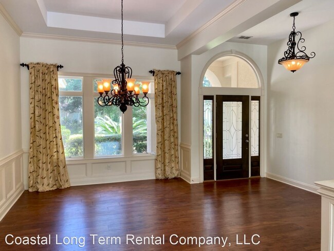 Building Photo - 4 br, 4.5 bath House - 107 Wedgefield Drive