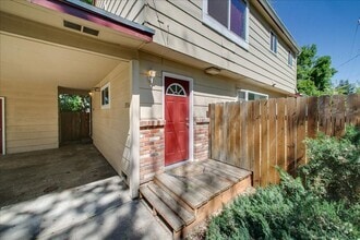 Building Photo - 3316 Cherry Ln
