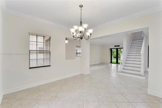 Foto del edificio - 7553 NW 113th Ave