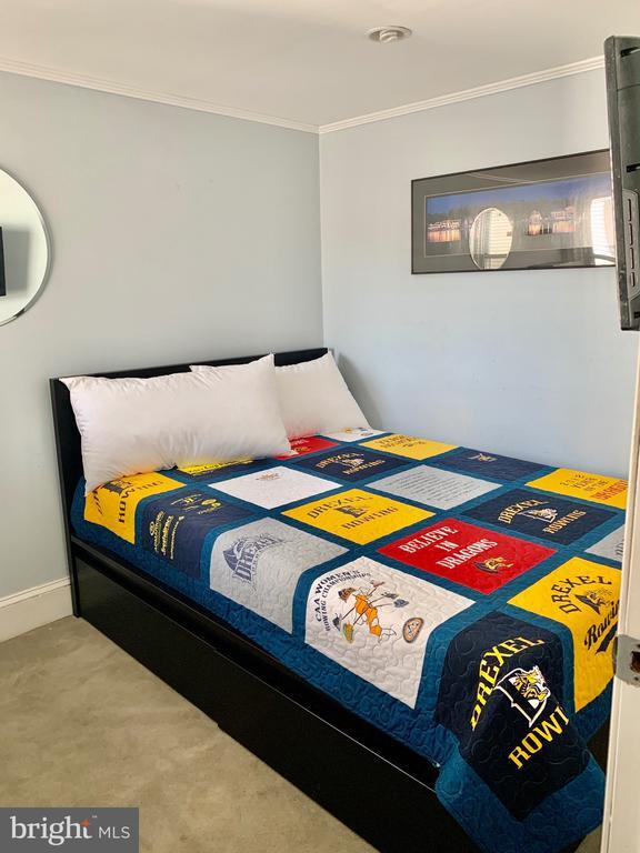 Building Photo - 812 N Judson St