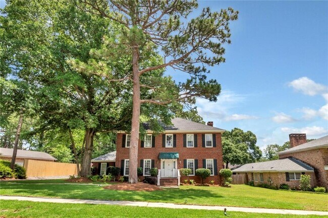 Building Photo - 1609 Indian Trail Dr