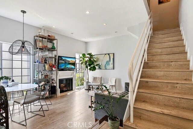 Foto del edificio - 1733 Malcolm Ave