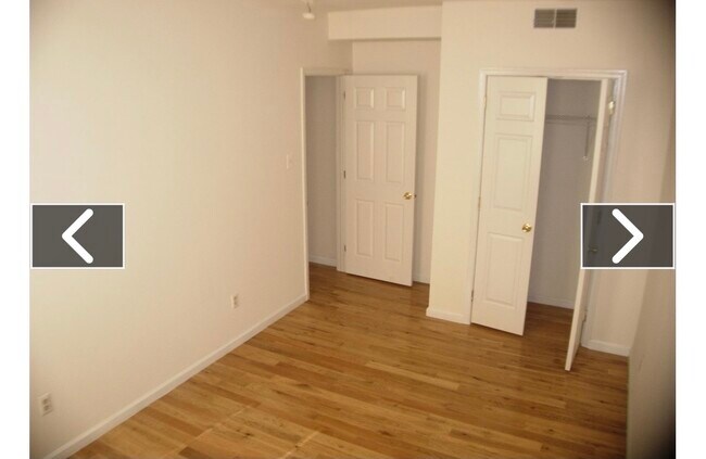 Building Photo - 3901 Baring St