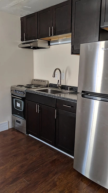 Kitchen - 237 9th St