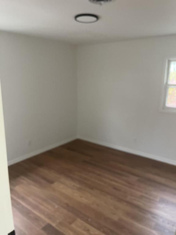 Foto del edificio - 105 N Russell St