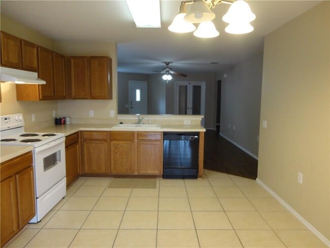 Building Photo - 1433 Coriander Dr