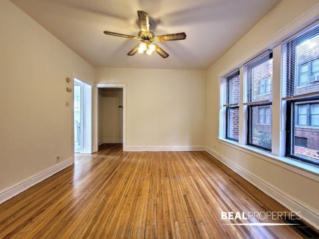 Building Photo - 1 bedroom in CHICAGO IL 60613