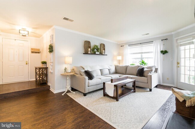 Foto del edificio - 7511 Ashby Ln