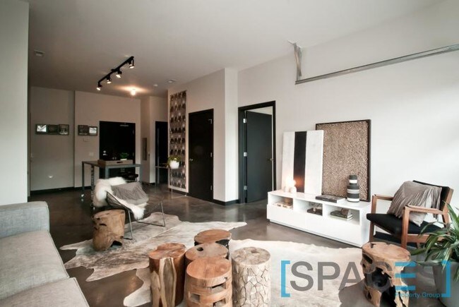 Foto del edificio - 1647 N Milwaukee Ave