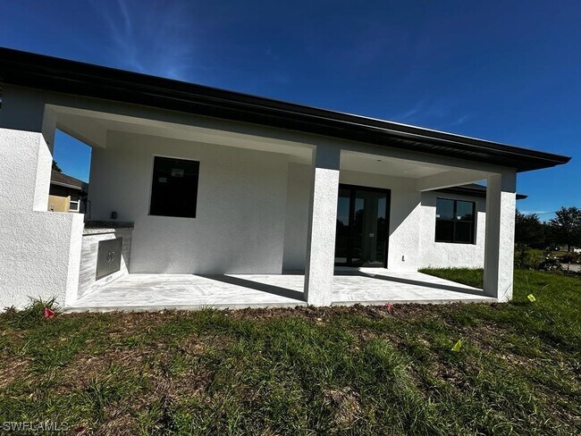 Foto del edificio - 3284 24th Ave NE