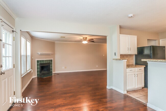 Building Photo - 13235 Gendley Dr
