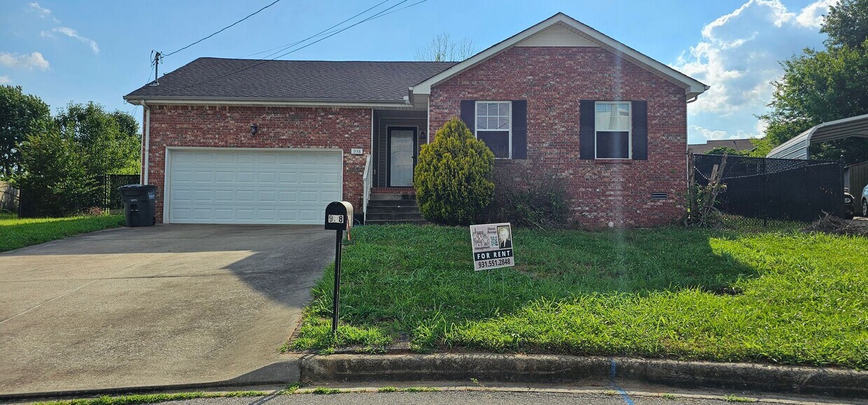 Foto principal - Close to Post! Cul-de-sac! 3 bed 2 bath wi...