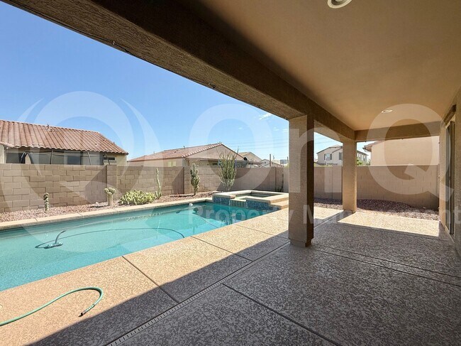Building Photo - 1726 E Verano Way