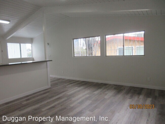 Building Photo - 3 br, 1.5 bath House - 12900 Vaughn St