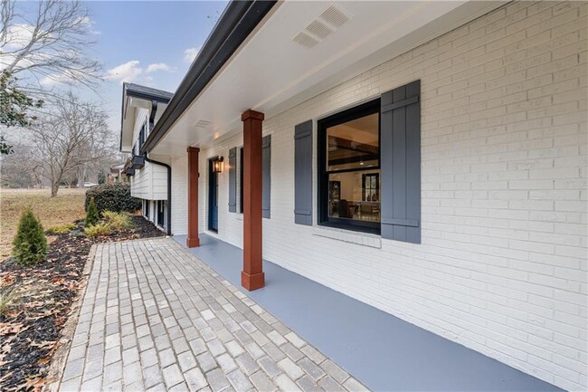 Building Photo - 175 Jayne Ellen Way
