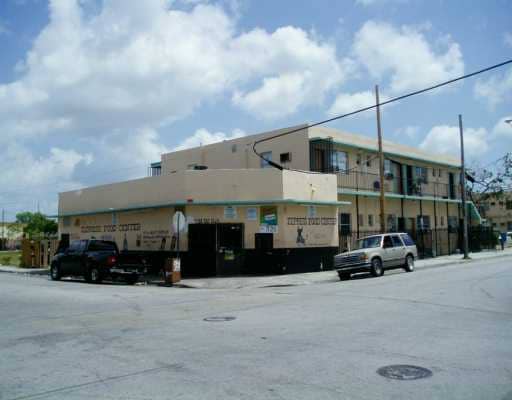 Building Photo - 467-469 NW 8th St