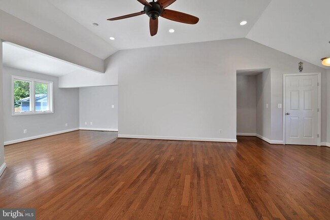 Foto del edificio - 5400 Williamsburg Blvd