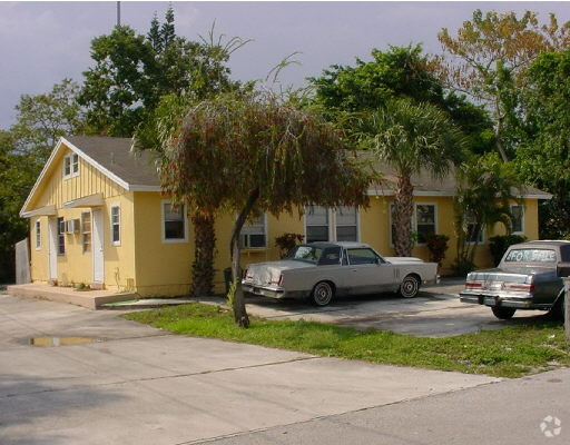 Foto del edificio - 8975 Burma Rd