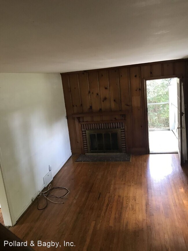 Foto del edificio - 4 br, 2 bath House - 5202 Monument Avenue