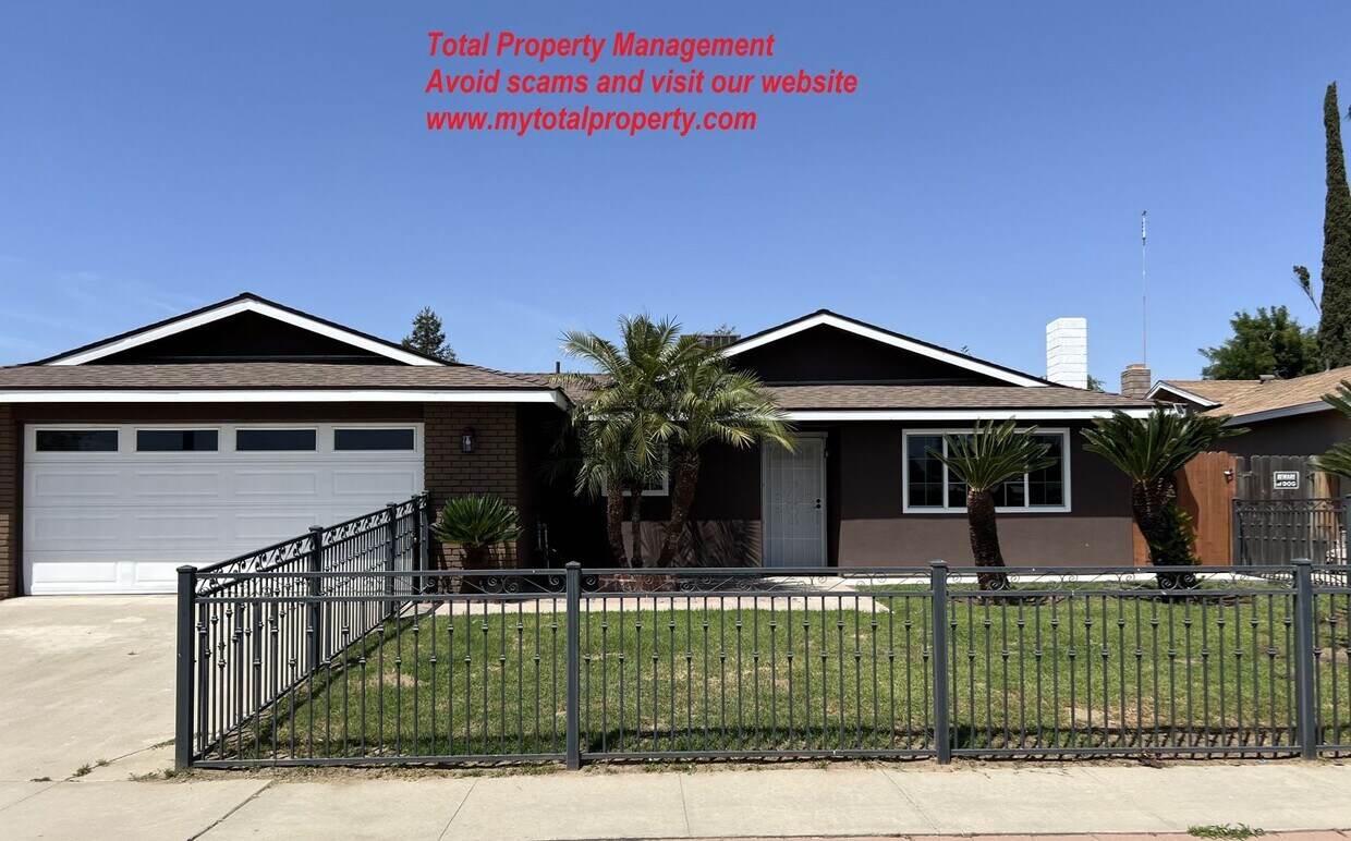 Primary Photo - 1634 E Levin Ave