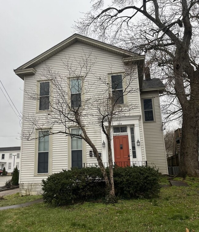 Building Photo - 1214 State St