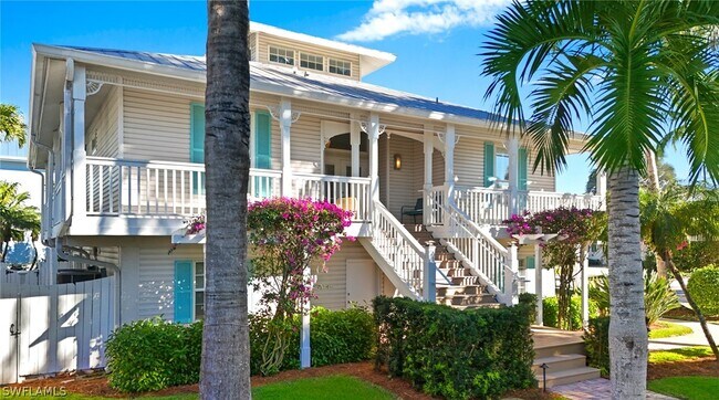 Foto del edificio - 877 7th St S