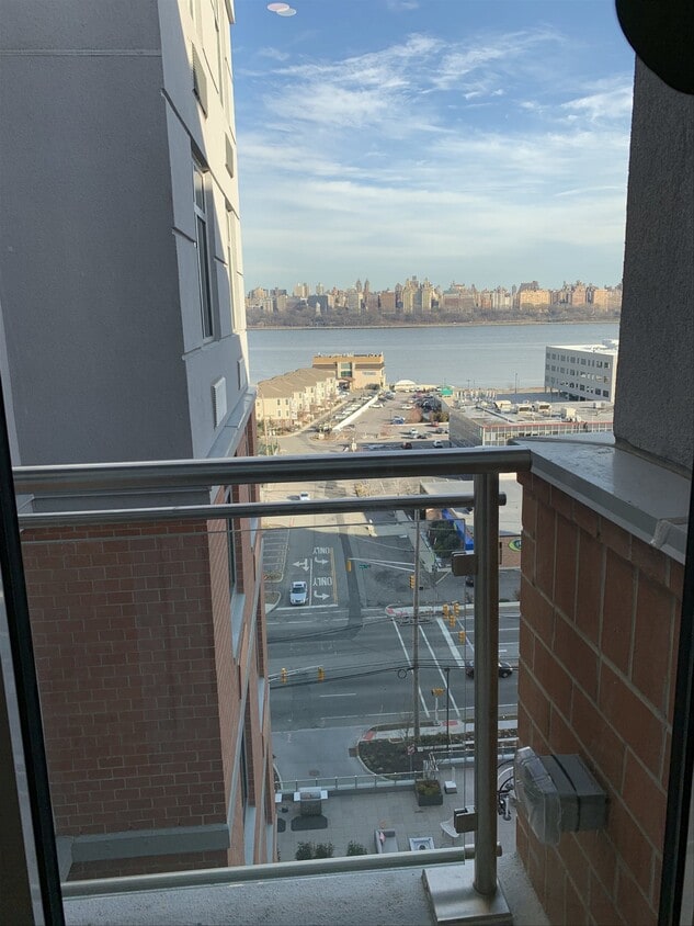 7600 Boulevard East Apt 301, North Bergen... Condo for Rent in North