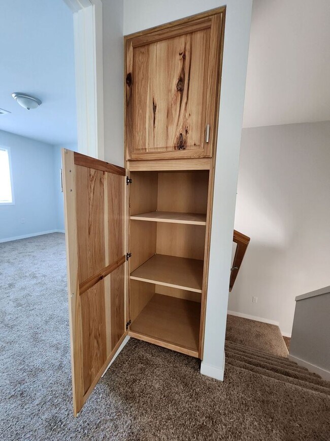 Foto del edificio - 6th Ave SE Duplex