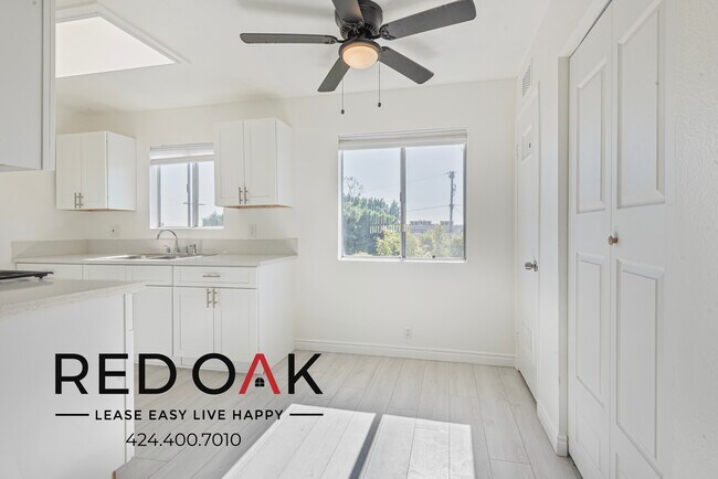 Foto del edificio - 7915 Vineland Ave