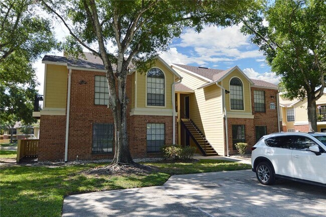 Foto del edificio - 8649 Fancy Finch Dr