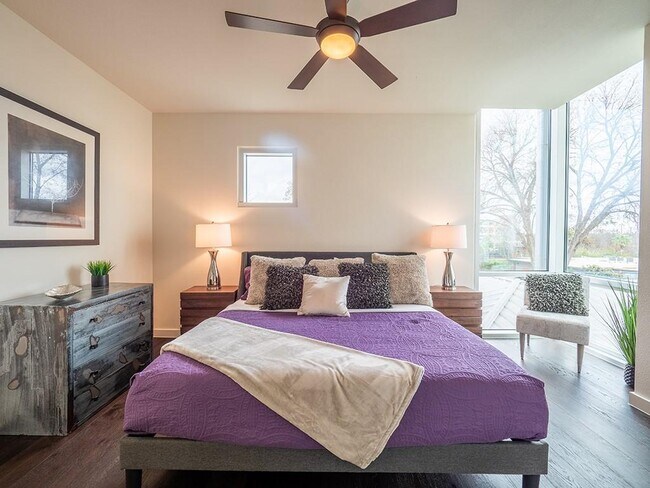 Foto del edificio - 1600 Barton Springs Rd