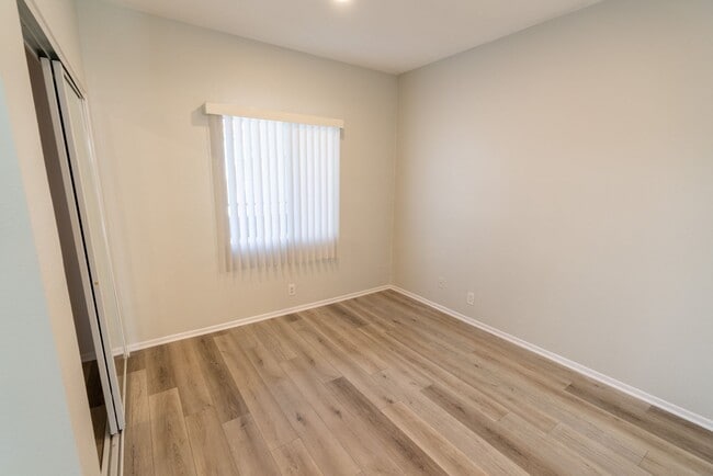 Foto del interior - 14900 Moorpark Street