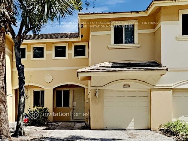 Building Photo - 4401 Coventry Pointe Way