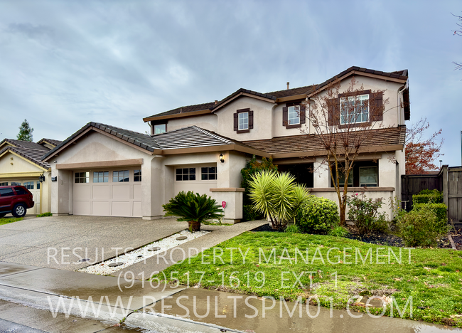 Foto del edificio - Gorgeous 5 Bedroom Home in Antelope- Avail...