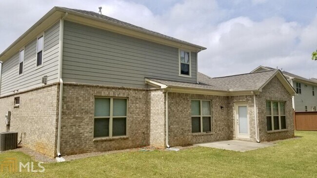 Building Photo - 1142 Terrasol Ridge