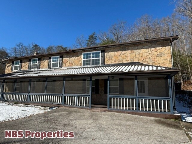 Foto del edificio - 141 McCully Ln
