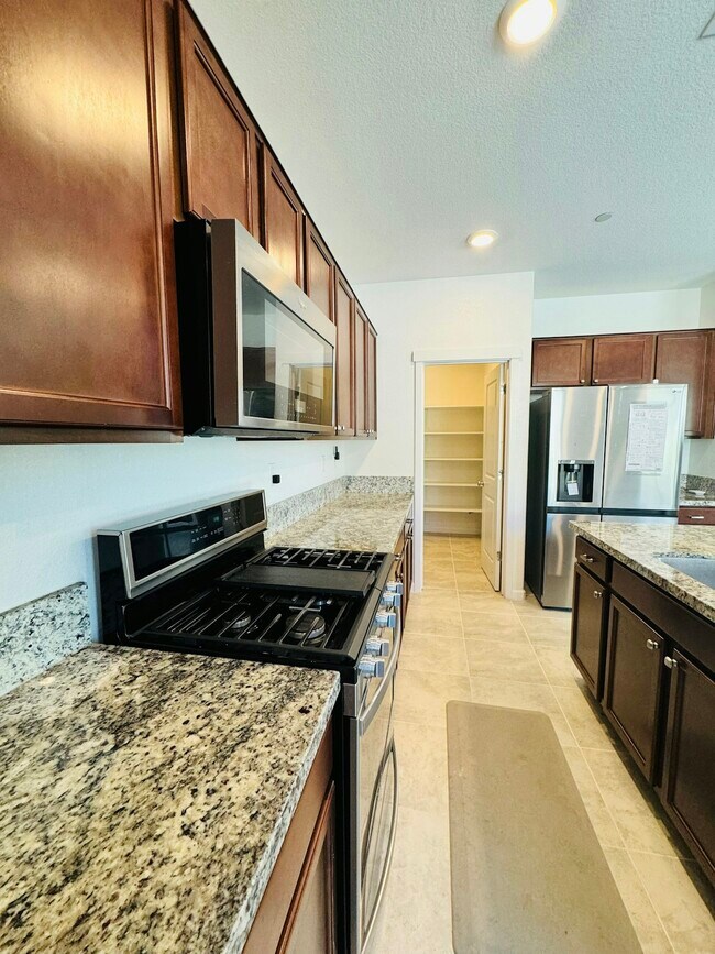 Foto del edificio - 5348 Knights Valley Ln