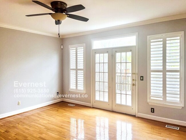 Foto del edificio - 641 Old Hickory Blvd