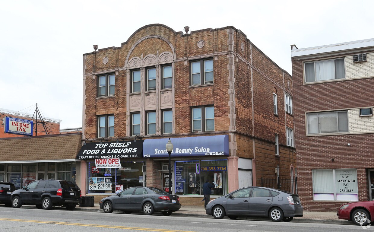 Foto del edificio - 6908-6910 Cermak Rd