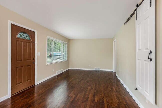 Foto del edificio - 3180 Dwight St
