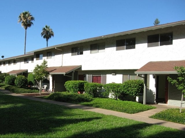 Manzanita Gardens - Manzanita Gardens Apartments