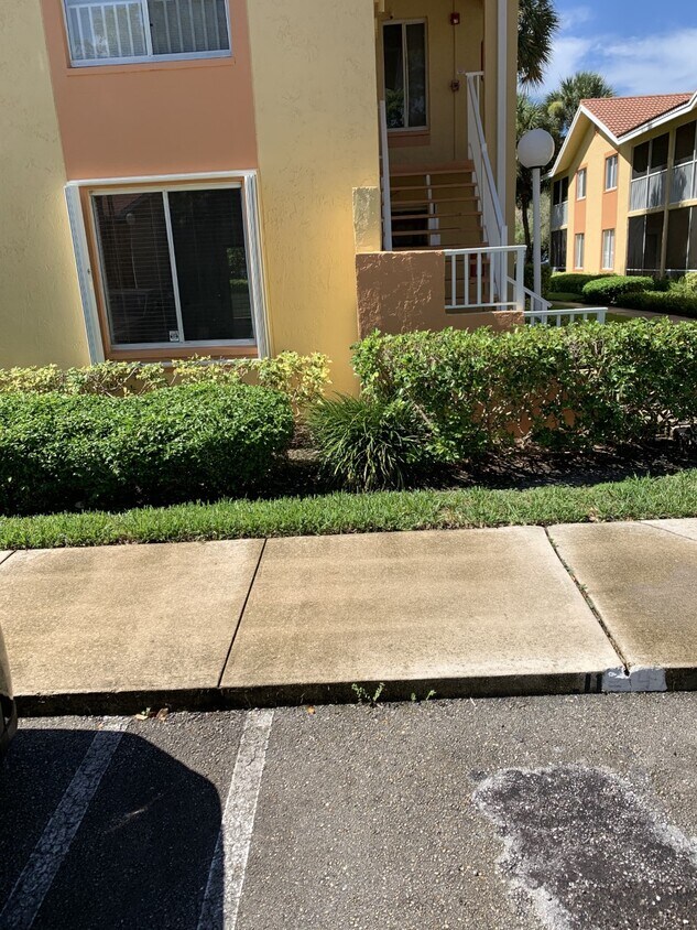 Primary Photo - 1122 Coral Club Dr
