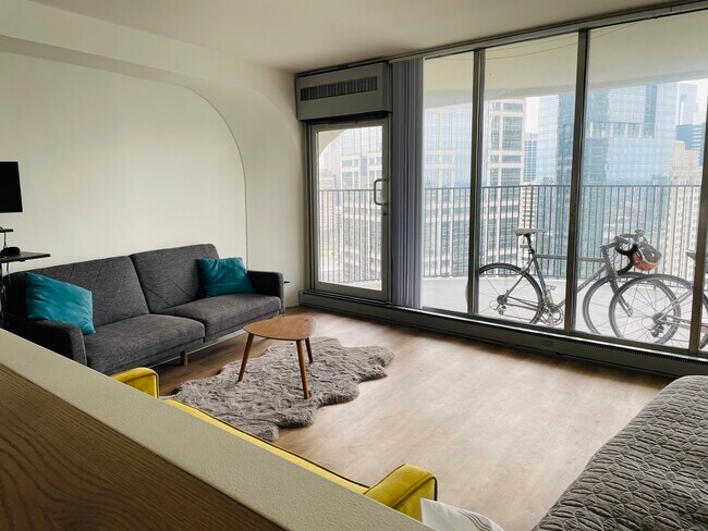 Sala de estar - 300 N State St