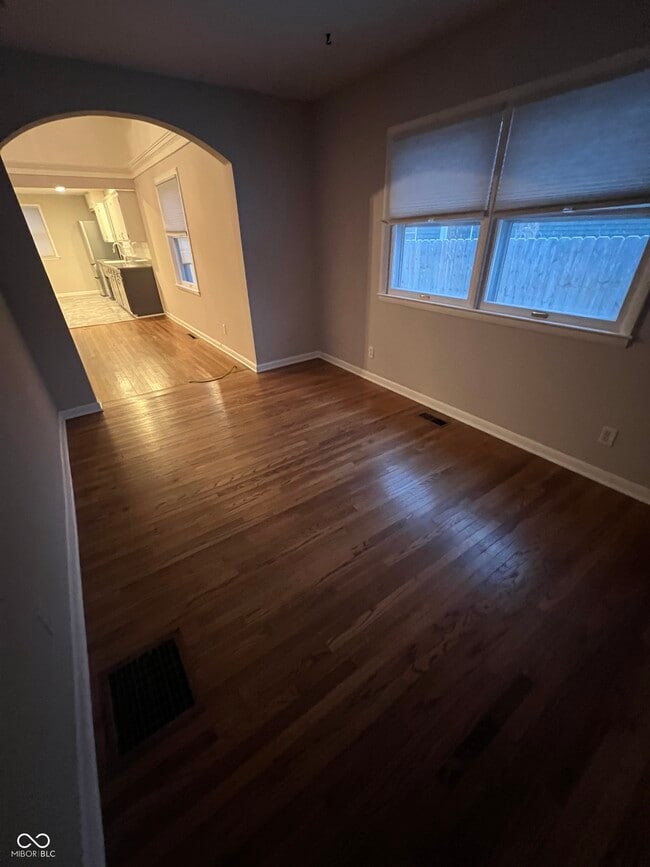 Building Photo - 1297 Plum St